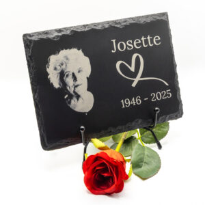 Petite plaque funéraire en ardoise personnalisée rectangulaire avec photo 14x19 cm