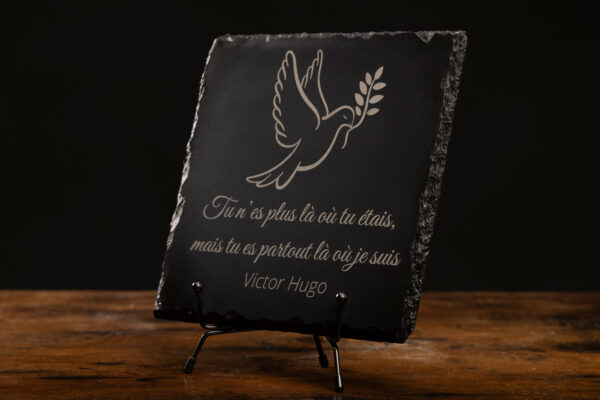 Plaque funéraire en ardoise personnalisée