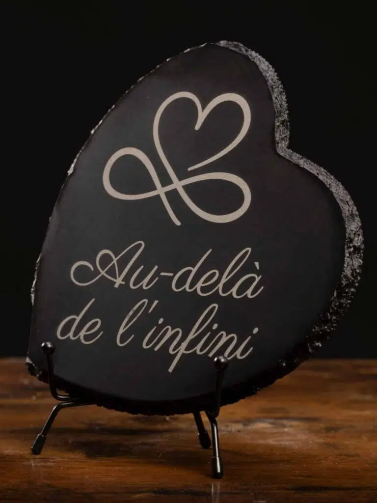 Plaque funéraire en ardoise personnalisée